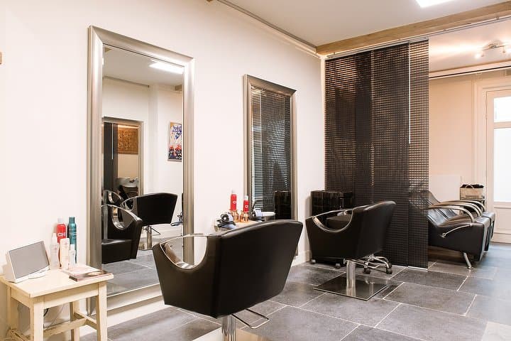 Aan de Gracht/ voormalig Cut & Go